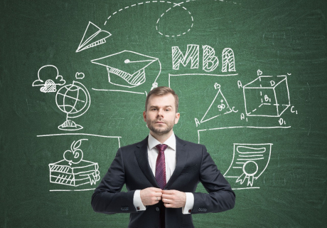 Estudo de caso, professores experientes e dupla formação: as vantagens do MBA iCEV