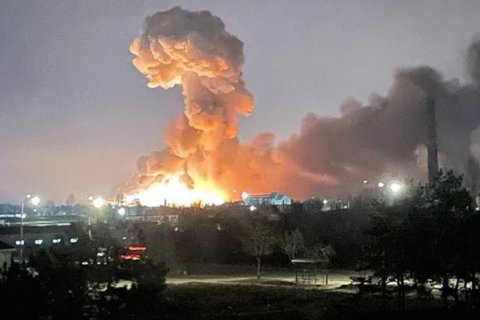 Rússia ataca a Ucrânia; explosões são ouvidas em várias cidades