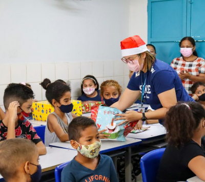 Natal com saúde bucal iCEV – Ação social para crianças de escolas municipais