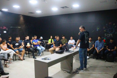 Estudantes de Administração têm aula-experiência com empresários de renome no Piauí Original Hub